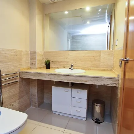 Planet Costa Dorada Apartment *
